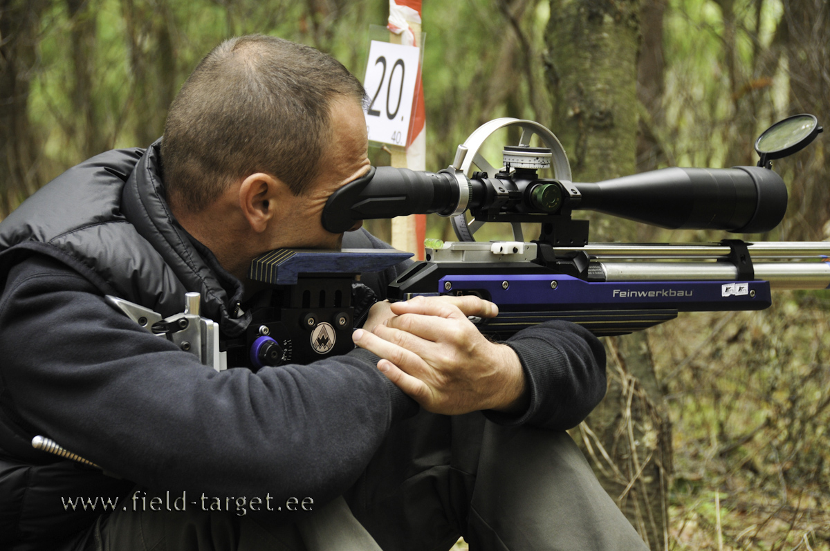 Ferenc Kozma Ungari. Feinwerkbau P70 FT OC ja NS Diamond 10-50x60